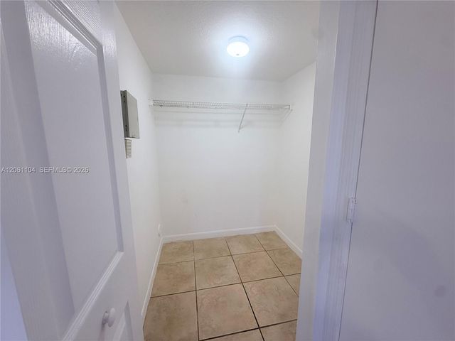 995 NE 34th Avenue 101, Homestead, FL 33033