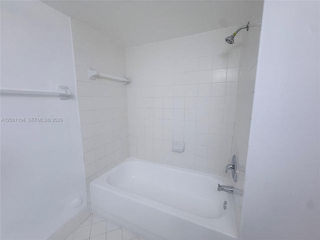 995 NE 34th Avenue 101, Homestead, FL 33033