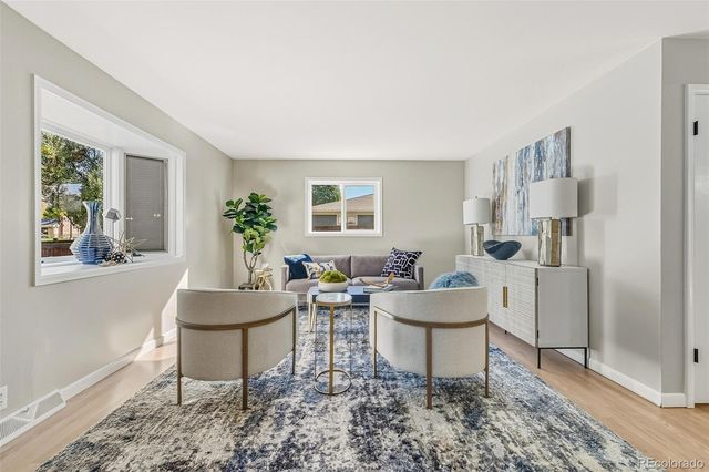 2987 S University Boulevard, Denver, CO 80210