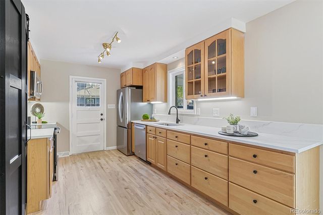 2987 S University Boulevard, Denver, CO 80210