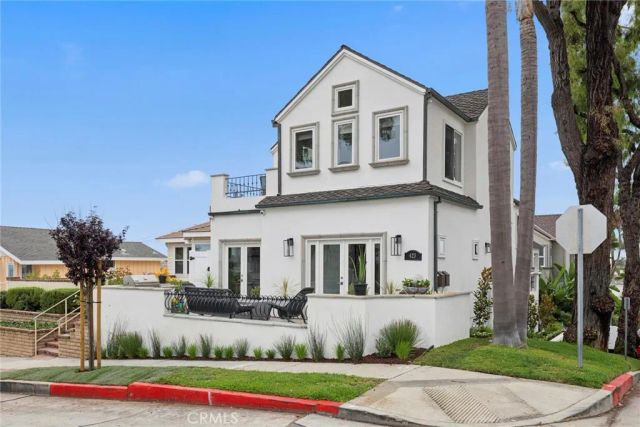 423 Poppy, Corona Del Mar, CA 92625