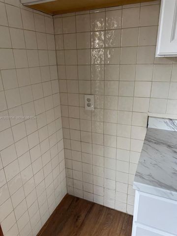 2107 Secoffee Street 2, Miami, FL 33133