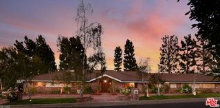 16172 Royal Oak Road, Encino (los Angeles), CA 91436