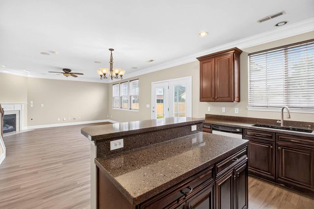 7018 Bellflower Lane, Hanahan, SC 29410