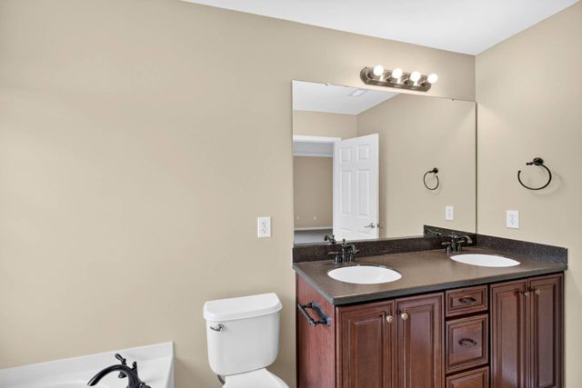 7018 Bellflower Lane, Hanahan, SC 29410