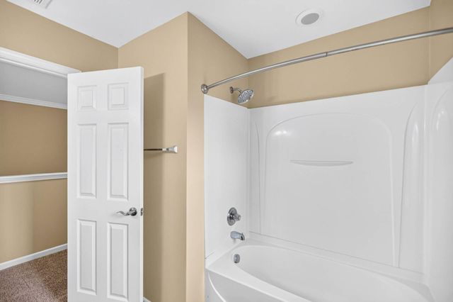 7018 Bellflower Lane, Hanahan, SC 29410