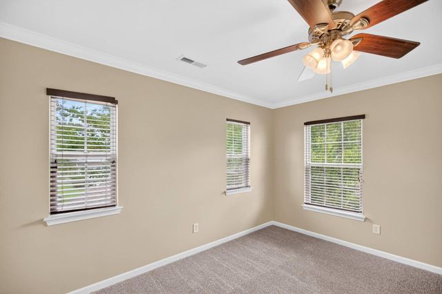 7018 Bellflower Lane, Hanahan, SC 29410