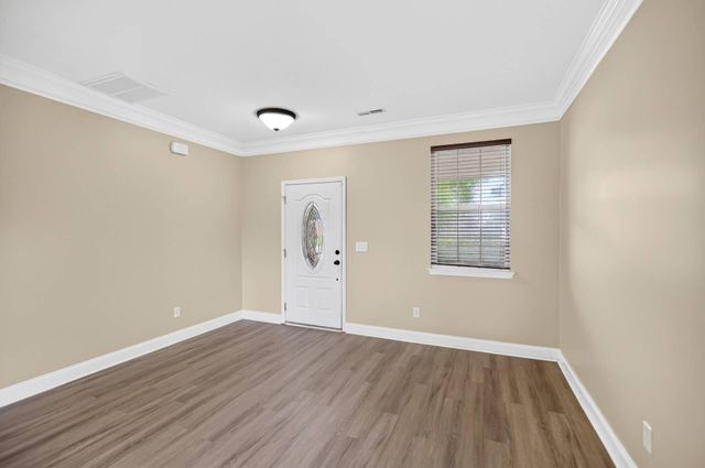7018 Bellflower Lane, Hanahan, SC 29410