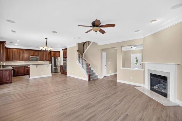 7018 Bellflower Lane, Hanahan, SC 29410