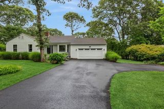 11065 Old Sound Avenue, Mattituck, NY 11952