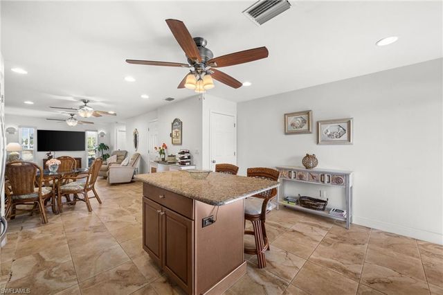 4803 SW Santa Barbara CT 8, Cape Coral, FL 33914
