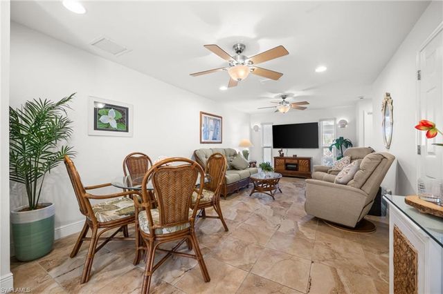 4803 SW Santa Barbara CT 8, Cape Coral, FL 33914