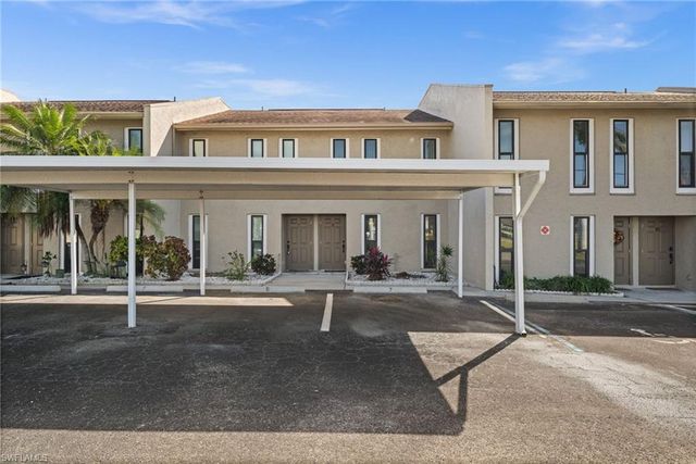 4803 SW Santa Barbara CT 8, Cape Coral, FL 33914
