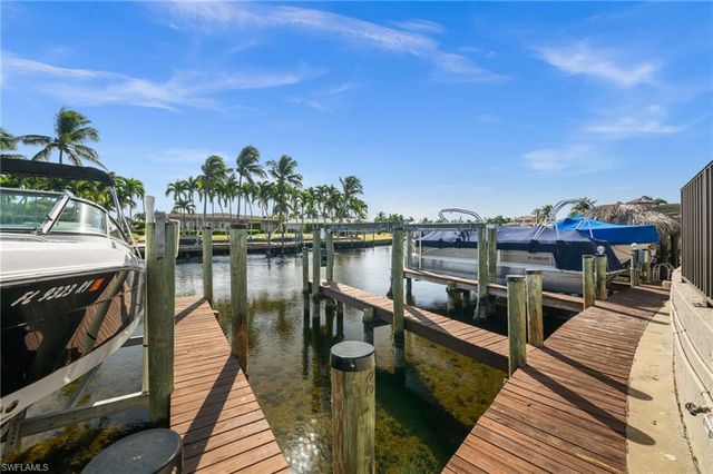 4803 SW Santa Barbara CT 8, Cape Coral, FL 33914
