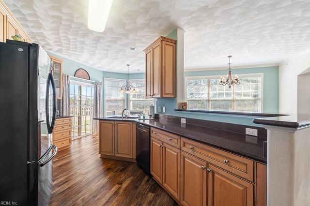 270 Old Course LOOP, Cape Charles, VA 23310