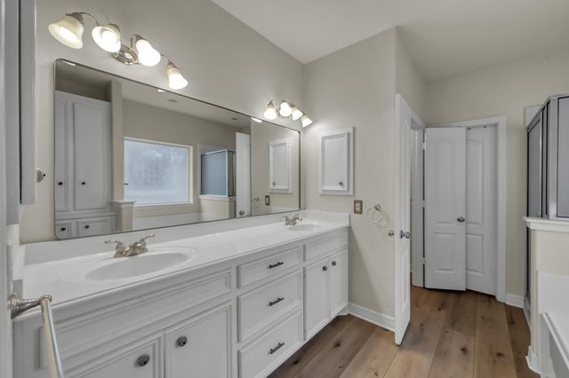 6075 Longmire Trail, Conroe, TX 77304