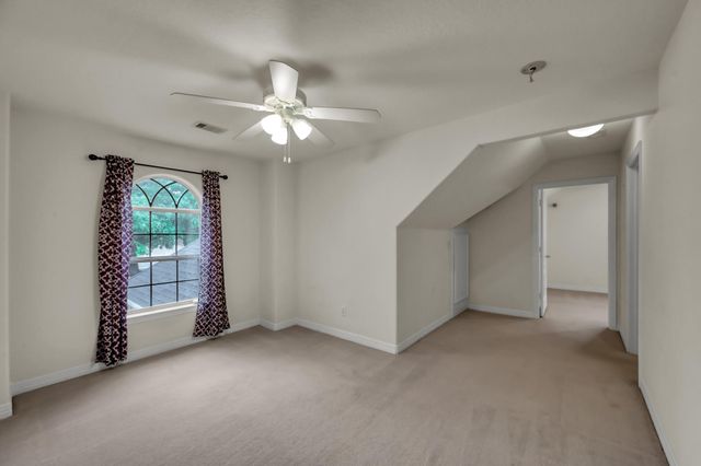 6075 Longmire Trail, Conroe, TX 77304