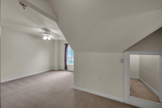 6075 Longmire Trail, Conroe, TX 77304