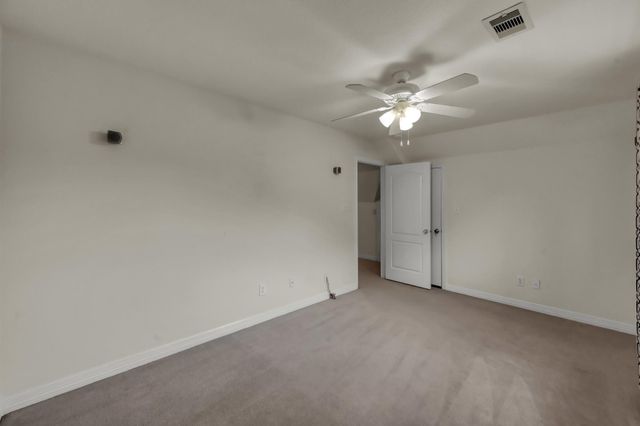 6075 Longmire Trail, Conroe, TX 77304