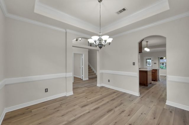 6075 Longmire Trail, Conroe, TX 77304