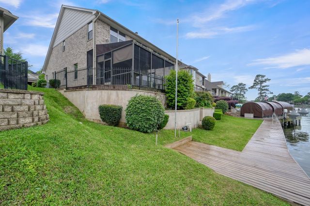 6075 Longmire Trail, Conroe, TX 77304