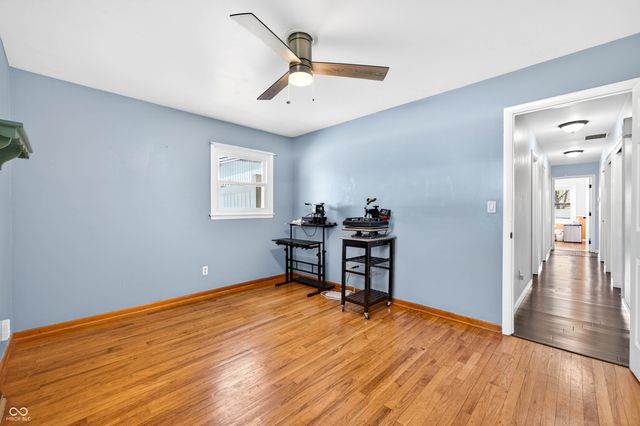 5230 Yellowwood Drive, Columbus, IN 47203