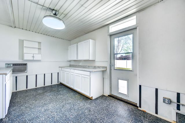 5230 Yellowwood Drive, Columbus, IN 47203