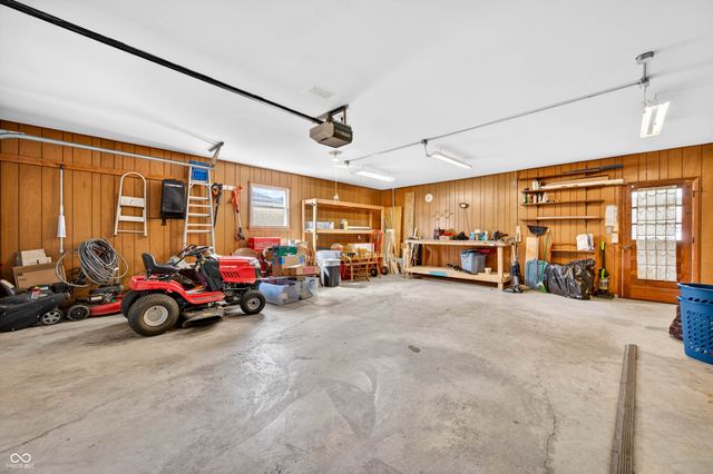 5230 Yellowwood Drive, Columbus, IN 47203
