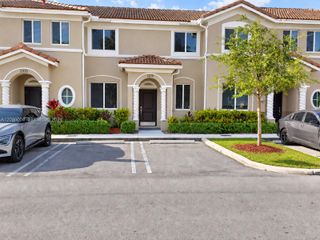 2419 SE 11th Street, Homestead, FL 33035