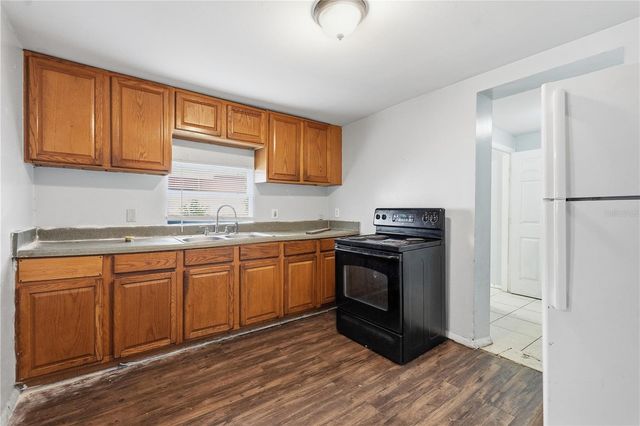 2609 E 28TH AVENUE, Tampa, FL 33605