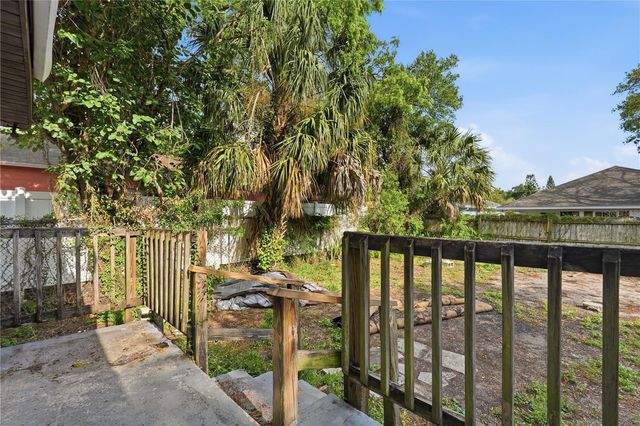 2609 E 28TH AVENUE, Tampa, FL 33605