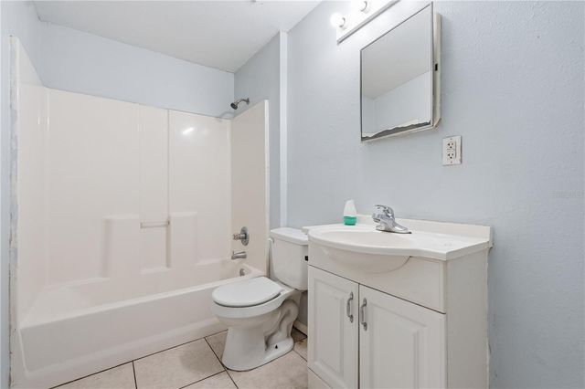 2609 E 28TH AVENUE, Tampa, FL 33605