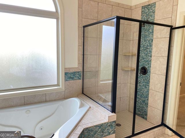 2880 Parkview Pass SE, Smyrna, GA 30080