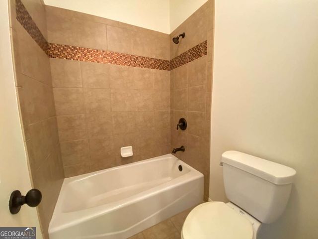 2880 Parkview Pass SE, Smyrna, GA 30080