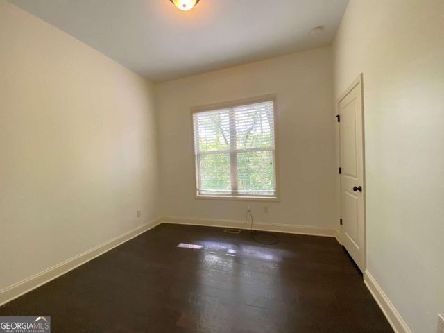 2880 Parkview Pass SE, Smyrna, GA 30080