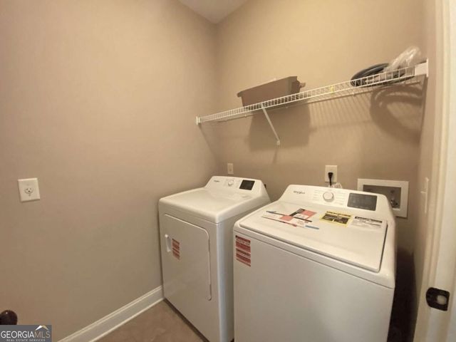 2880 Parkview Pass SE, Smyrna, GA 30080