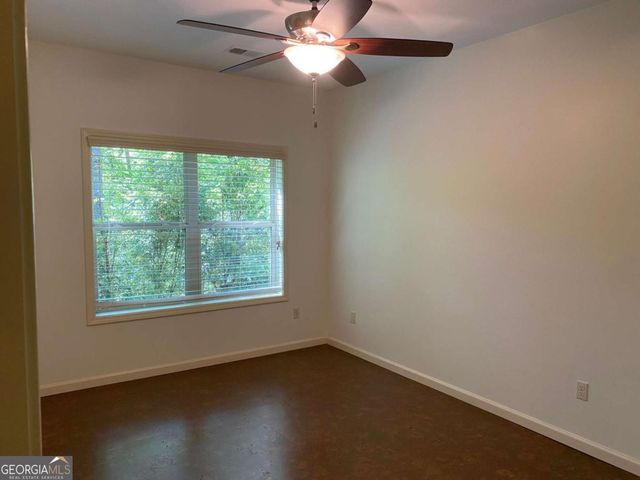 2880 Parkview Pass SE, Smyrna, GA 30080