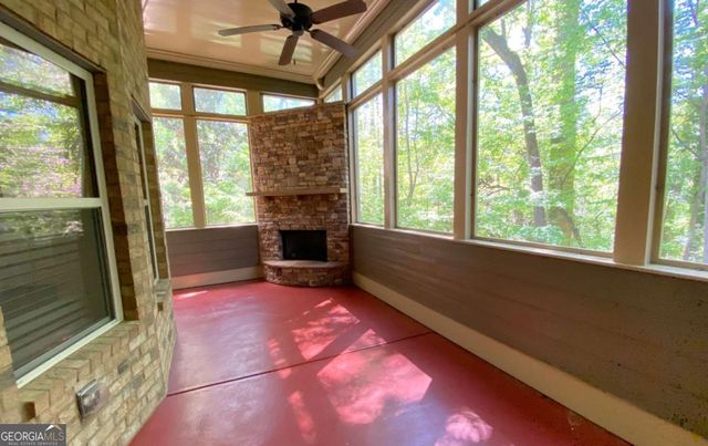 2880 Parkview Pass SE, Smyrna, GA 30080