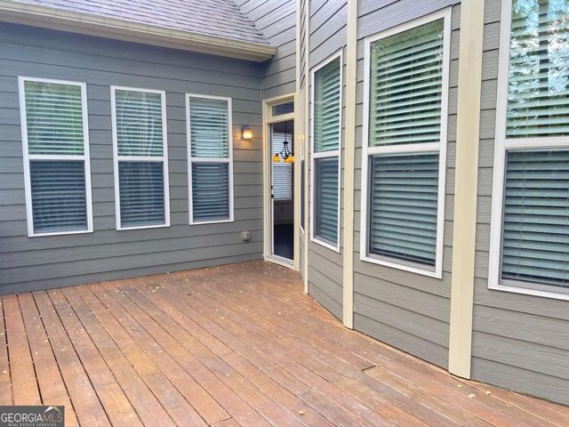 2880 Parkview Pass SE, Smyrna, GA 30080