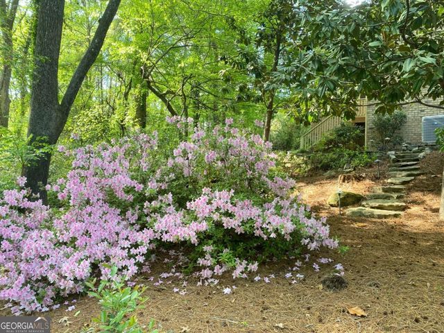 2880 Parkview Pass SE, Smyrna, GA 30080