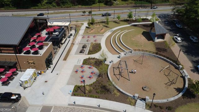 2880 Parkview Pass SE, Smyrna, GA 30080