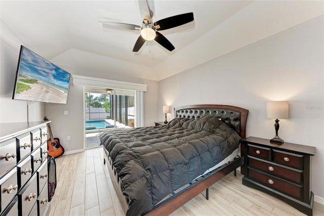 5766 STONE POINTE DRIVE, Sarasota, FL 34233