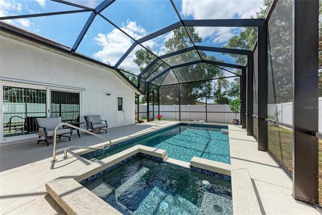 5766 STONE POINTE DRIVE, Sarasota, FL 34233