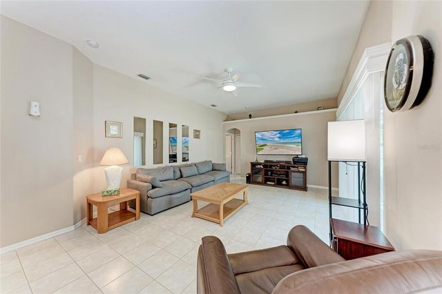5766 STONE POINTE DRIVE, Sarasota, FL 34233