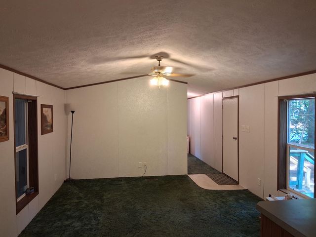 24 Flynn Lane, Tamworth, NH 03886