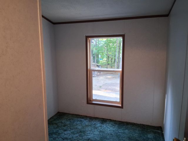24 Flynn Lane, Tamworth, NH 03886