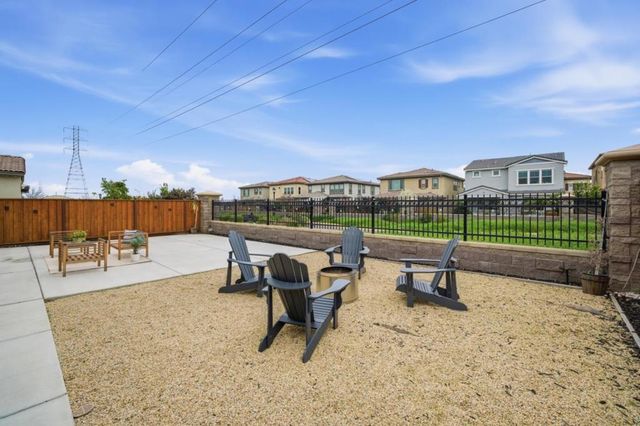 1122 S Morning Glory Drive, Tracy, CA 95391