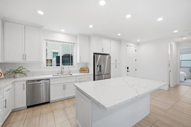 1122 S Morning Glory Drive, Tracy, CA 95391