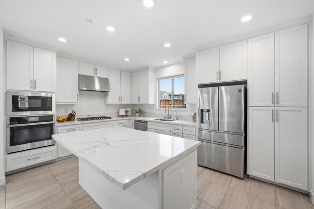 1122 S Morning Glory Drive, Tracy, CA 95391