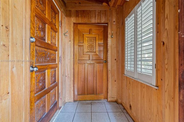 11550 SW 108th Ct, Miami, FL 33176